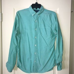 Long slevees casual button down dress shirt